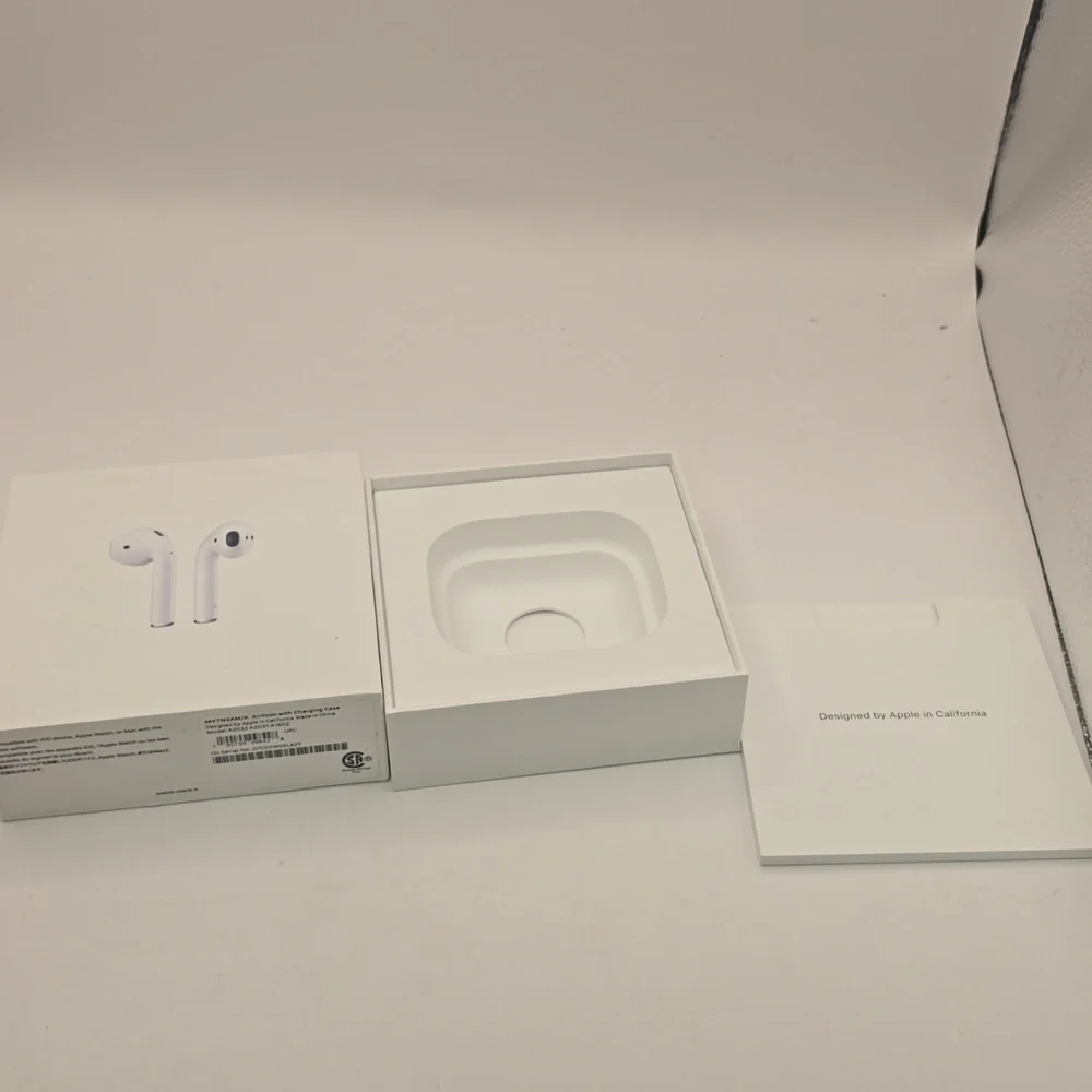 Empty Airpods box